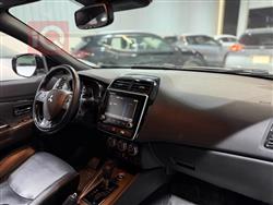 ميتسوبيشي اوتلاندر